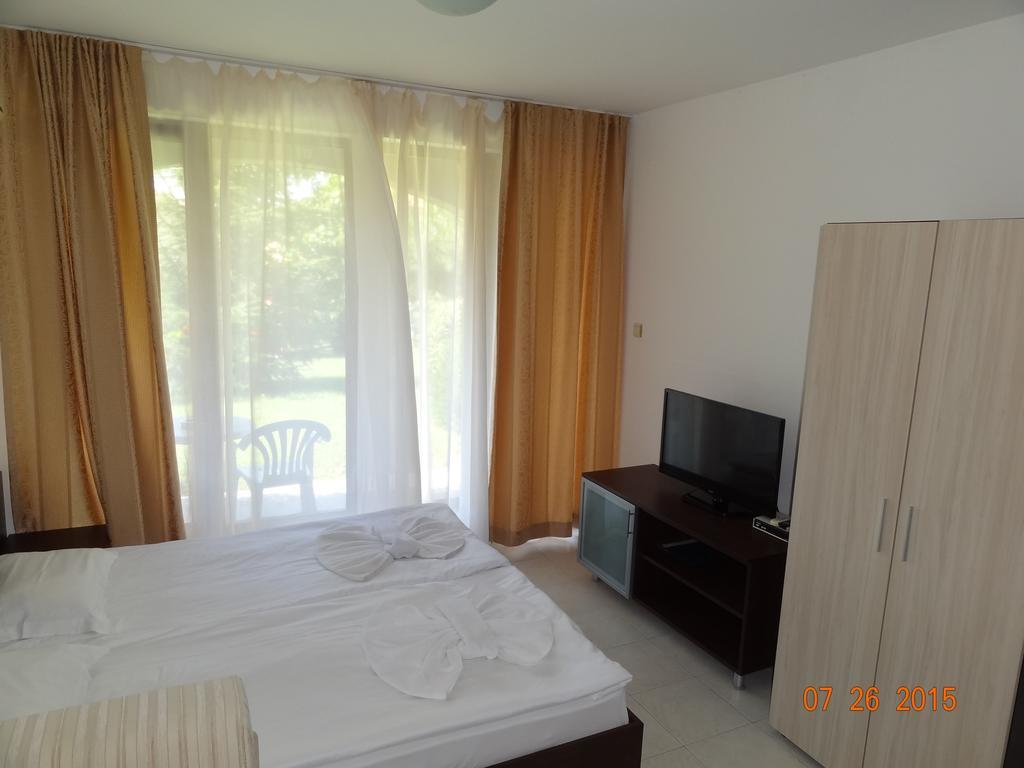 Triumph Holiday Village Sveti Vlas Værelse billede