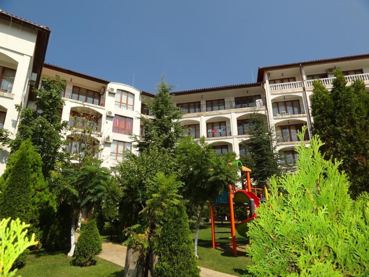 Triumph Holiday Village Sveti Vlas Eksteriør billede